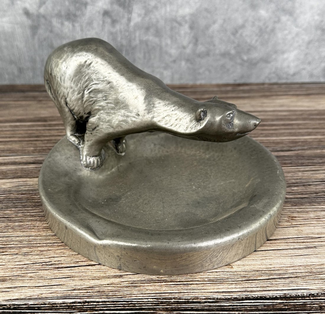 Art Deco Victoria Tin Polar Bear Ashtray: 3 3/4" tall, 6 3/8" diameter.