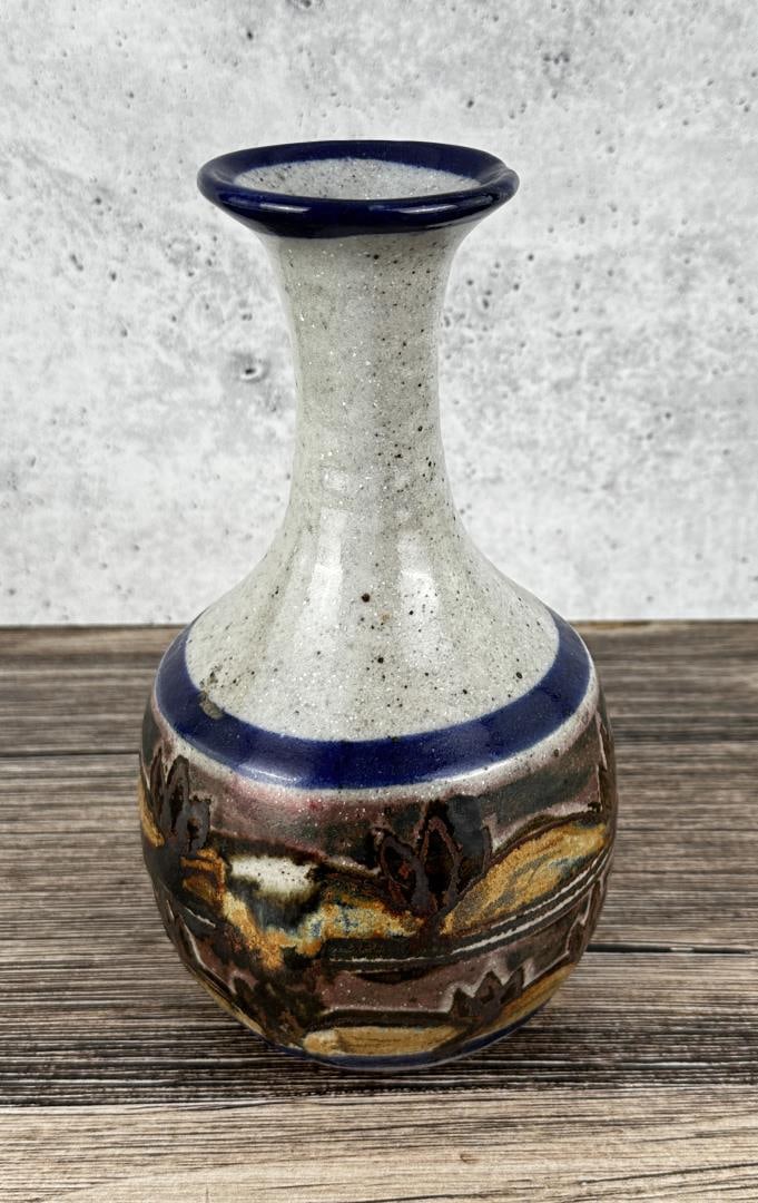 Montana Studio Pottery Vase (1 of 6)