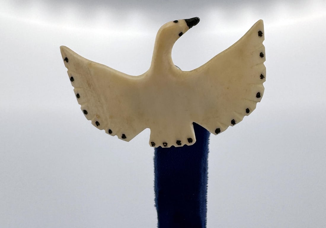 Antique Inuit Eskimo Goose Brooch: Carved walrus material. 1 1/4" by 2".