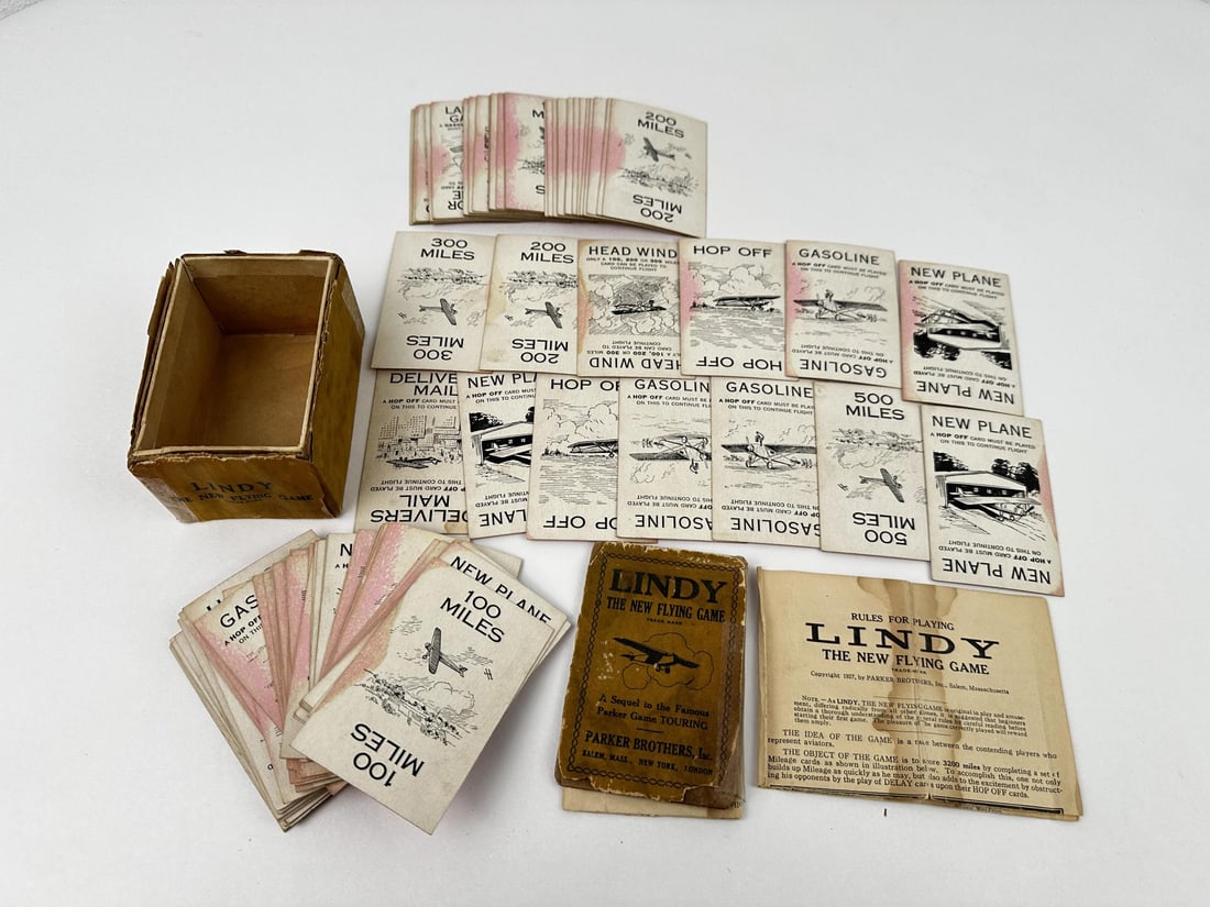 Lindy Parker Brothers Flying Card Game: Decent set in box.