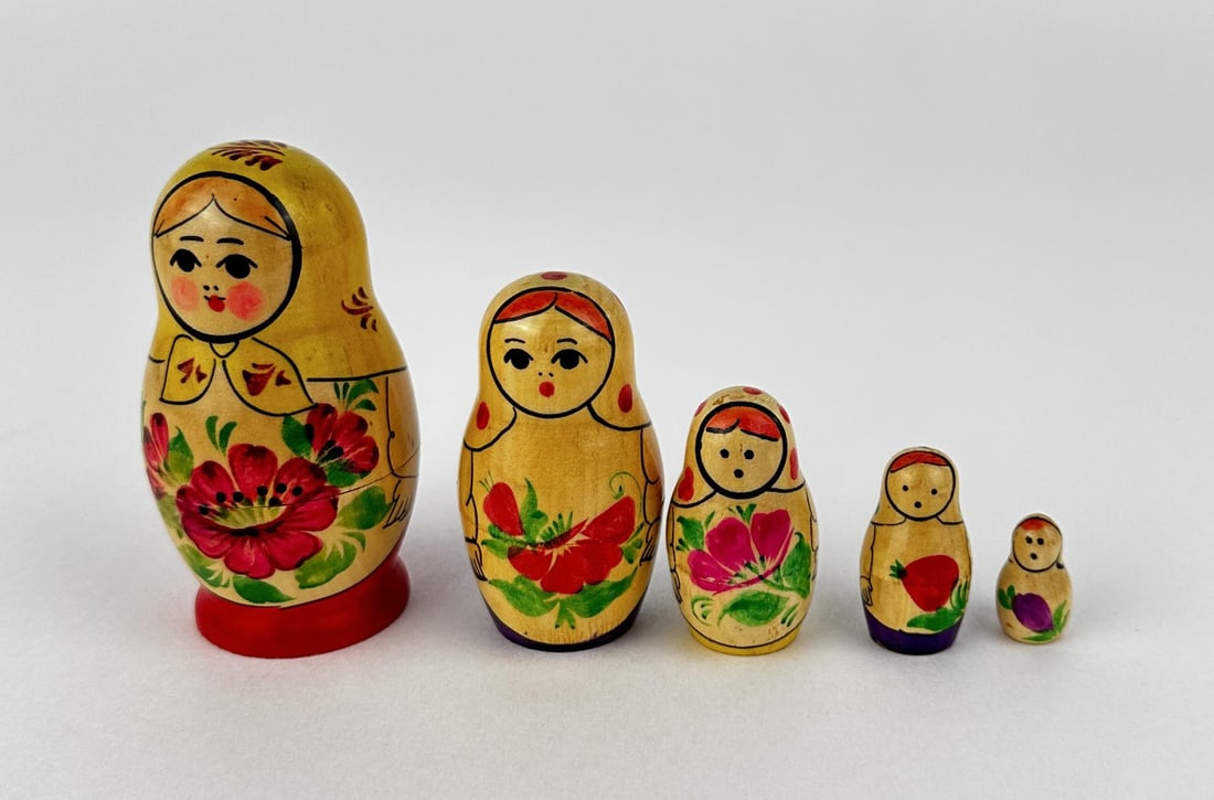 Traditional Russian Matryoshka Doll Set (1 of 5)