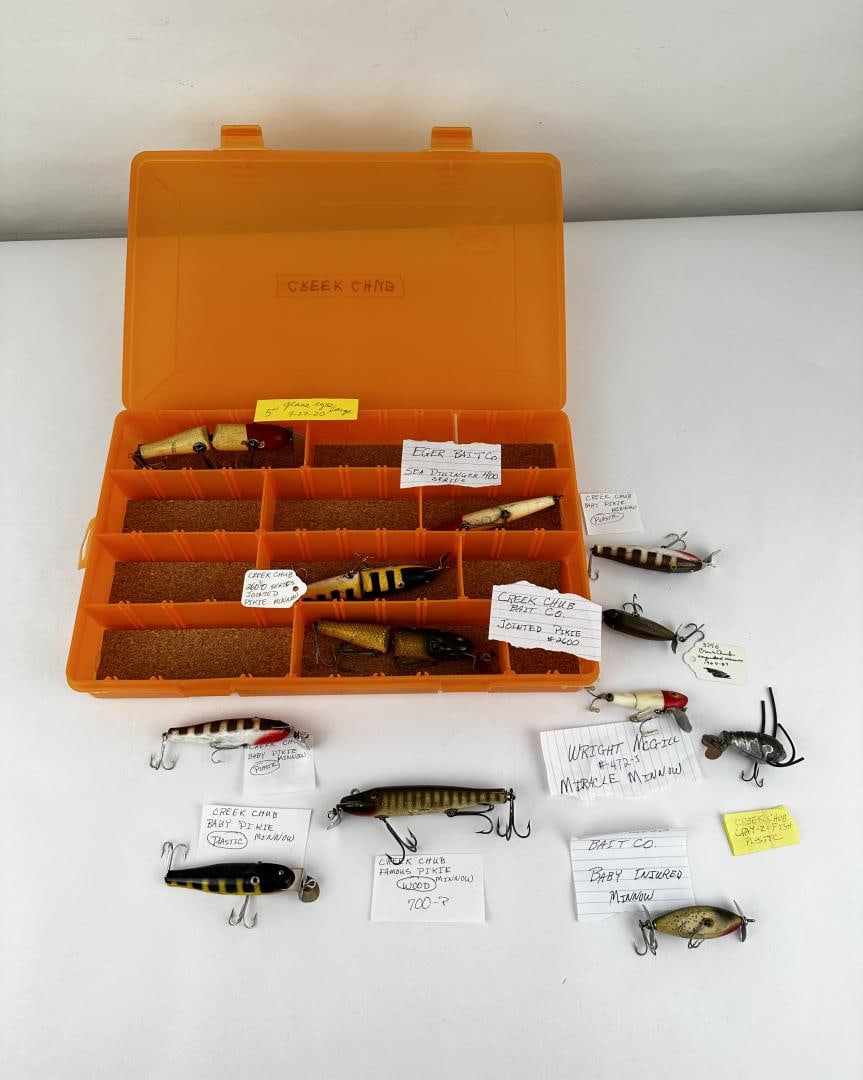 Collection of Creek Chub Fishing Lures Plugs (1 of 5)