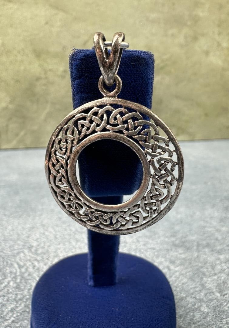 Sterling Silver Celtic Knot Necklace Pendant (1 of 3)