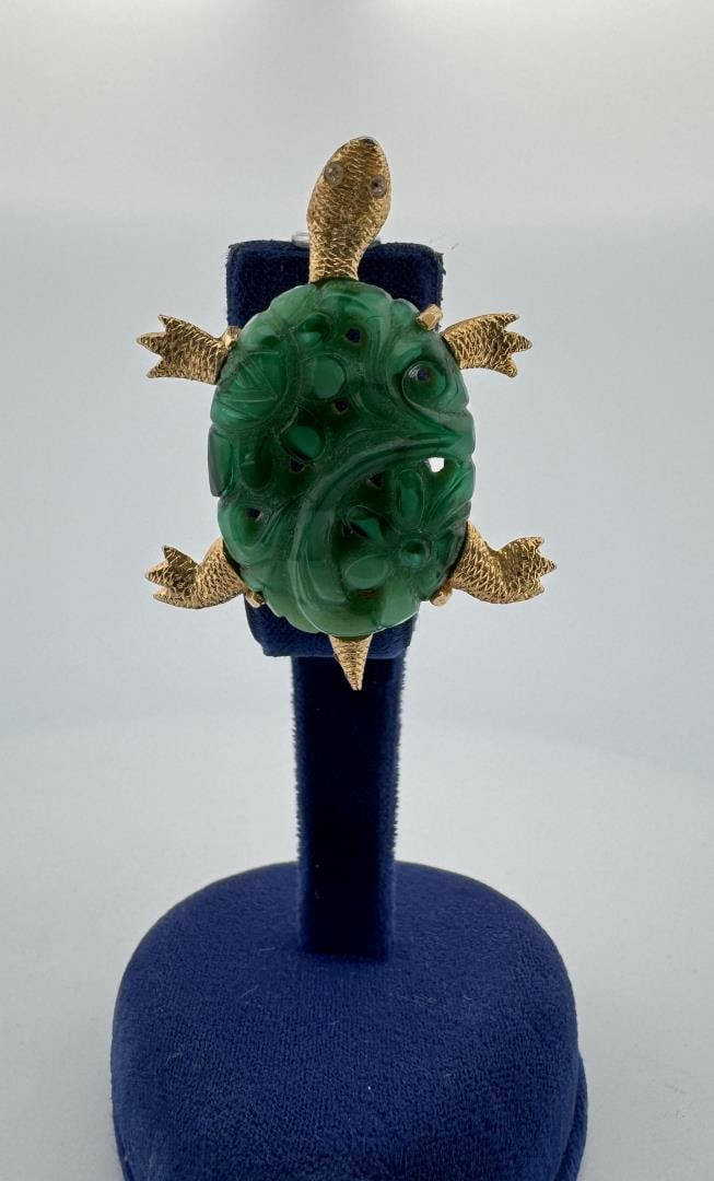 Peking Glass Costume Jewelry Turtle Brooch: 1 1/2" long.
