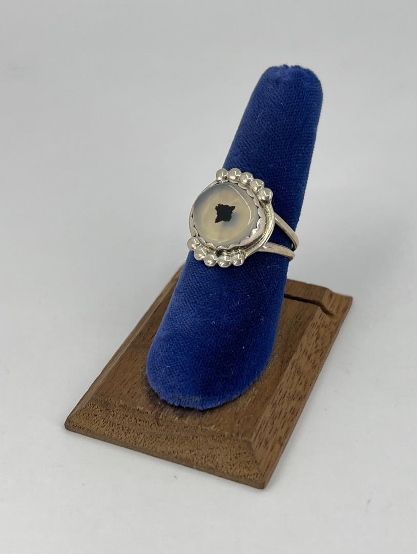 Navajo Sterling Silver Agate Ring (1 of 5)