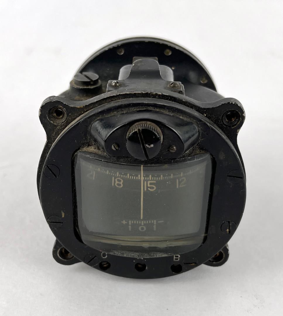 WW2 Imperial Japanese Navy Aircraft Compass: Type 1 Kai I Tokyo Aircraft Instrument Company.