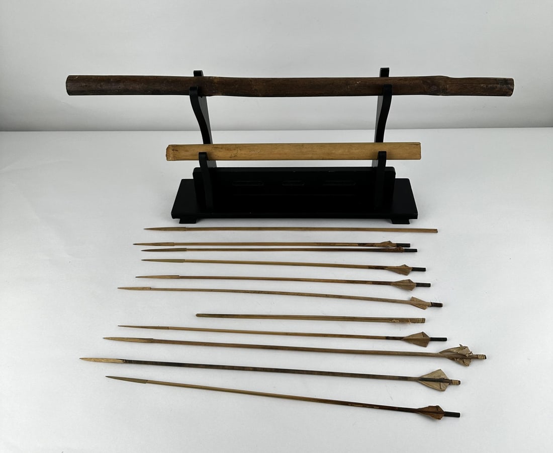 WW2 Philippines Blow Gun and Arrows: Nice grouping. GI bring back.