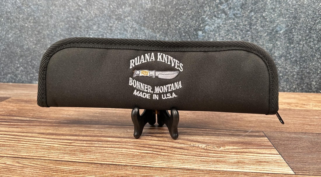 Ruana Bonner Montana Zipper Knife Case: 11" long.