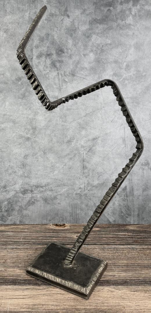 Ben Roth Jackson Hole Wyoming Sculpture: Title is Rigsby. 26" tall.