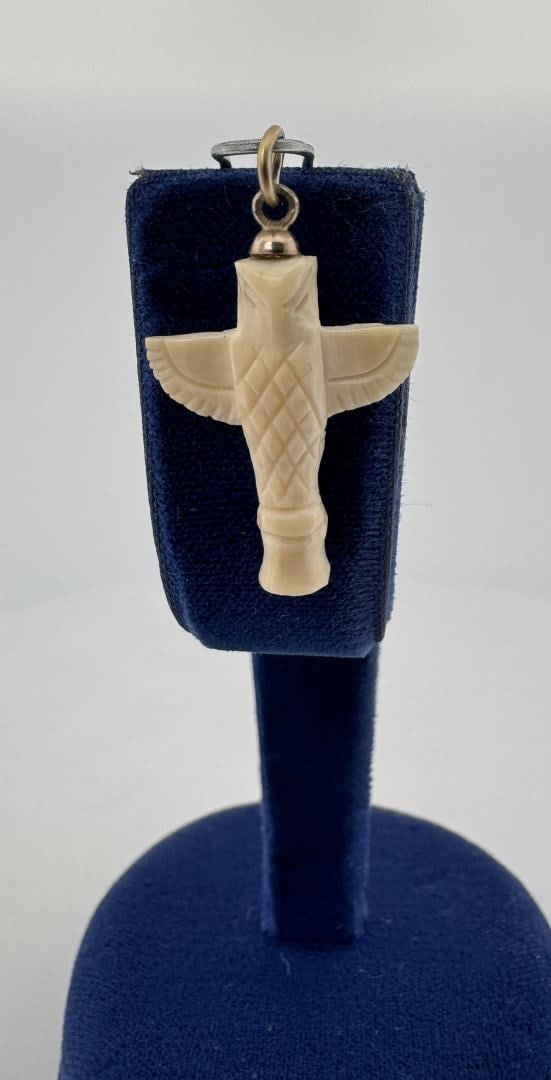 Alaskan Inuit Eskimo Totem Pole Pendant (1 of 3)