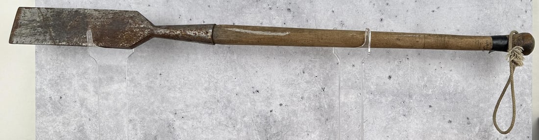 PS&W No 1 EX Paddle Spud Log Peel: 38 1/4" long.
