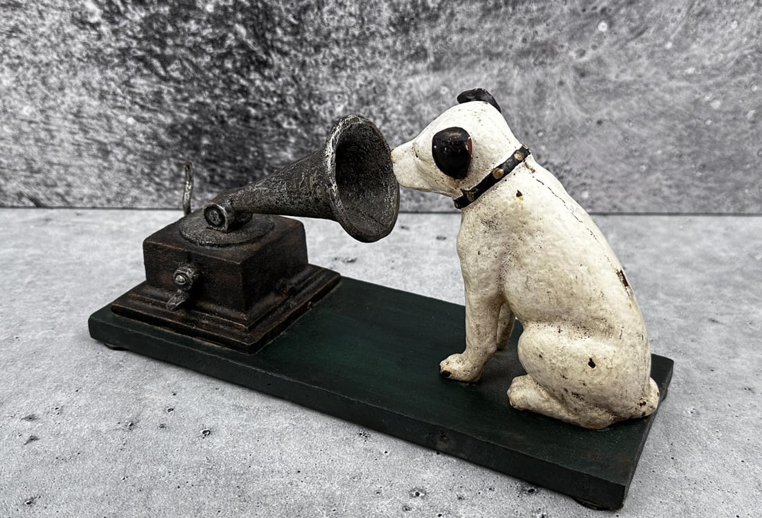 Victor Cast Iron Phonograph Paperweight (1 of 5)