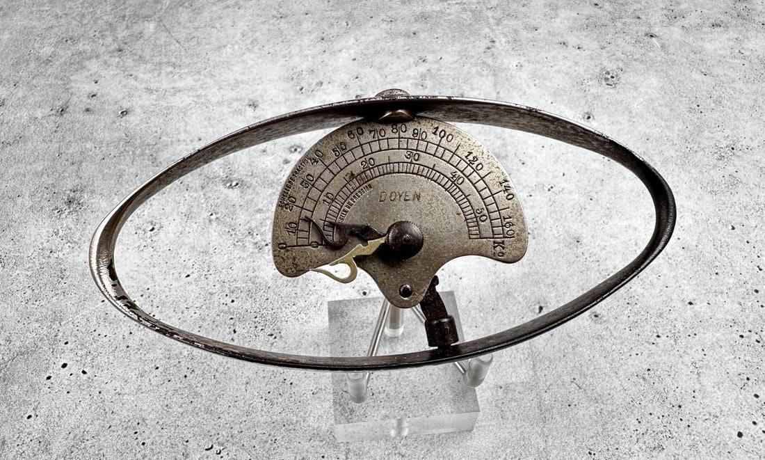 Antique Muscular Strength Dynamometer: 5" long.