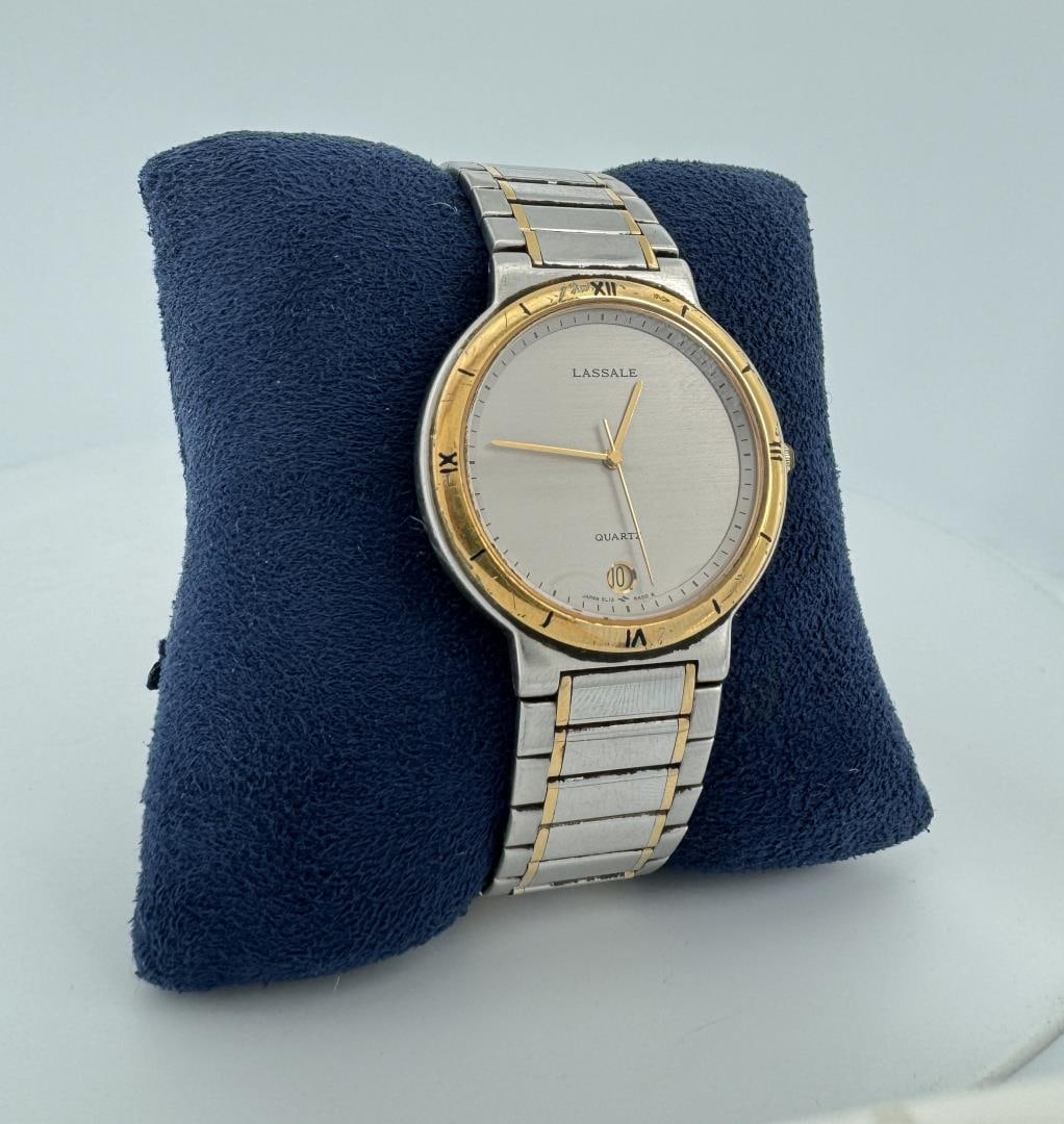 Vintage Lasalle Seiko Watch: Needs a battery
