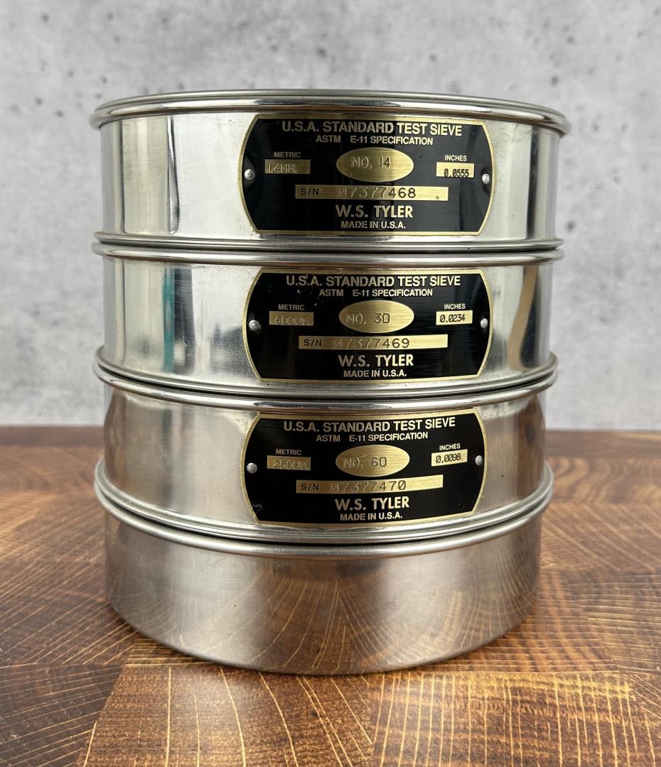 USA Standard Test Sieve W.S. Tyler (1 of 6)