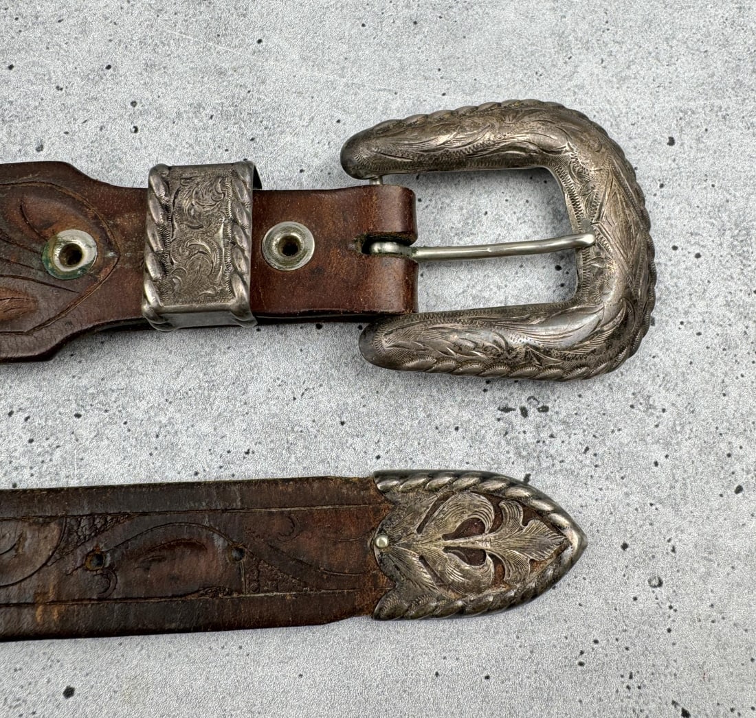Sterling Silver Cowboy Ranger Belt Buckle Set: 41 1/8" long.