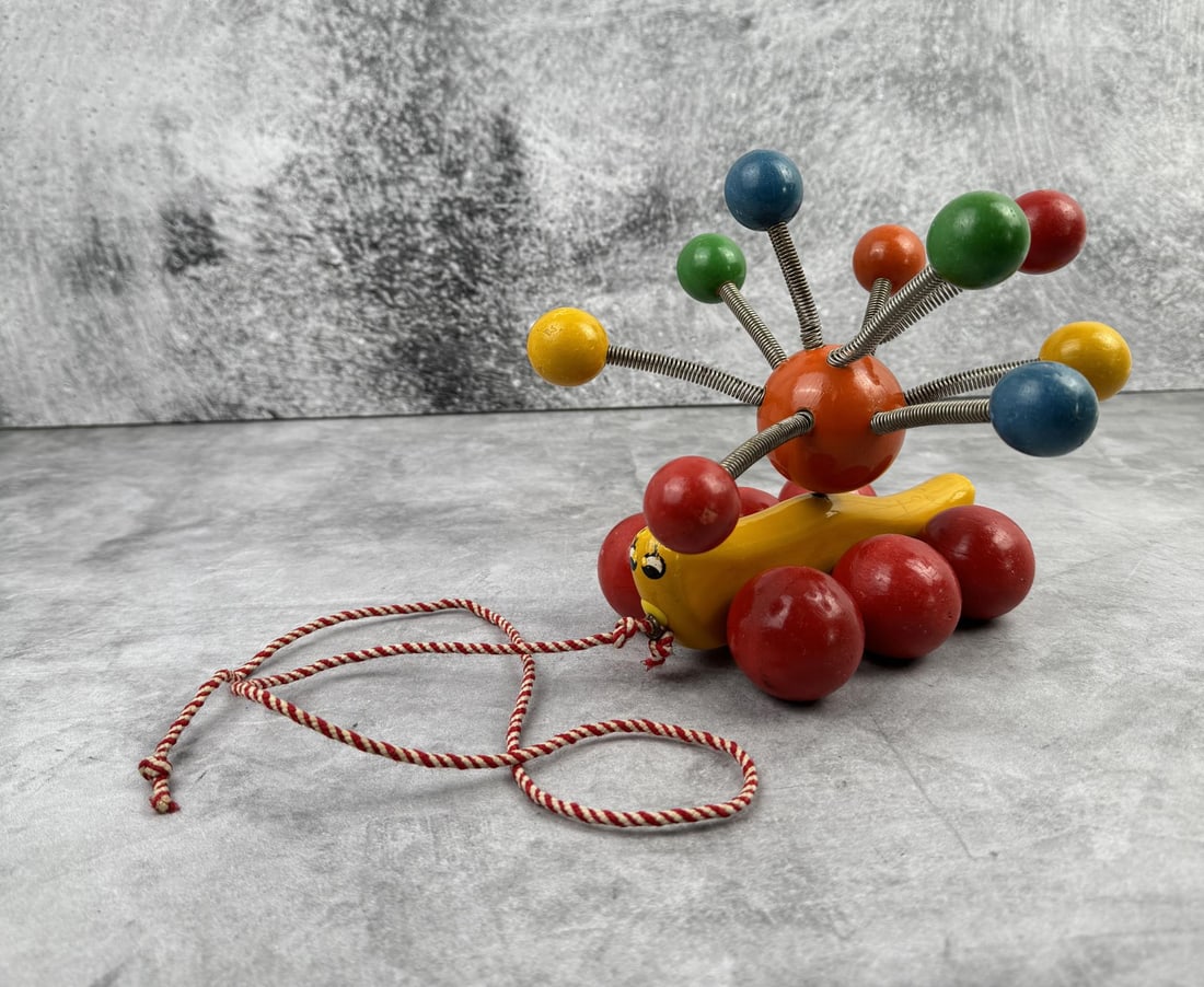 Kouvalias Caterpillar Wood Pull Toy: Nice example.