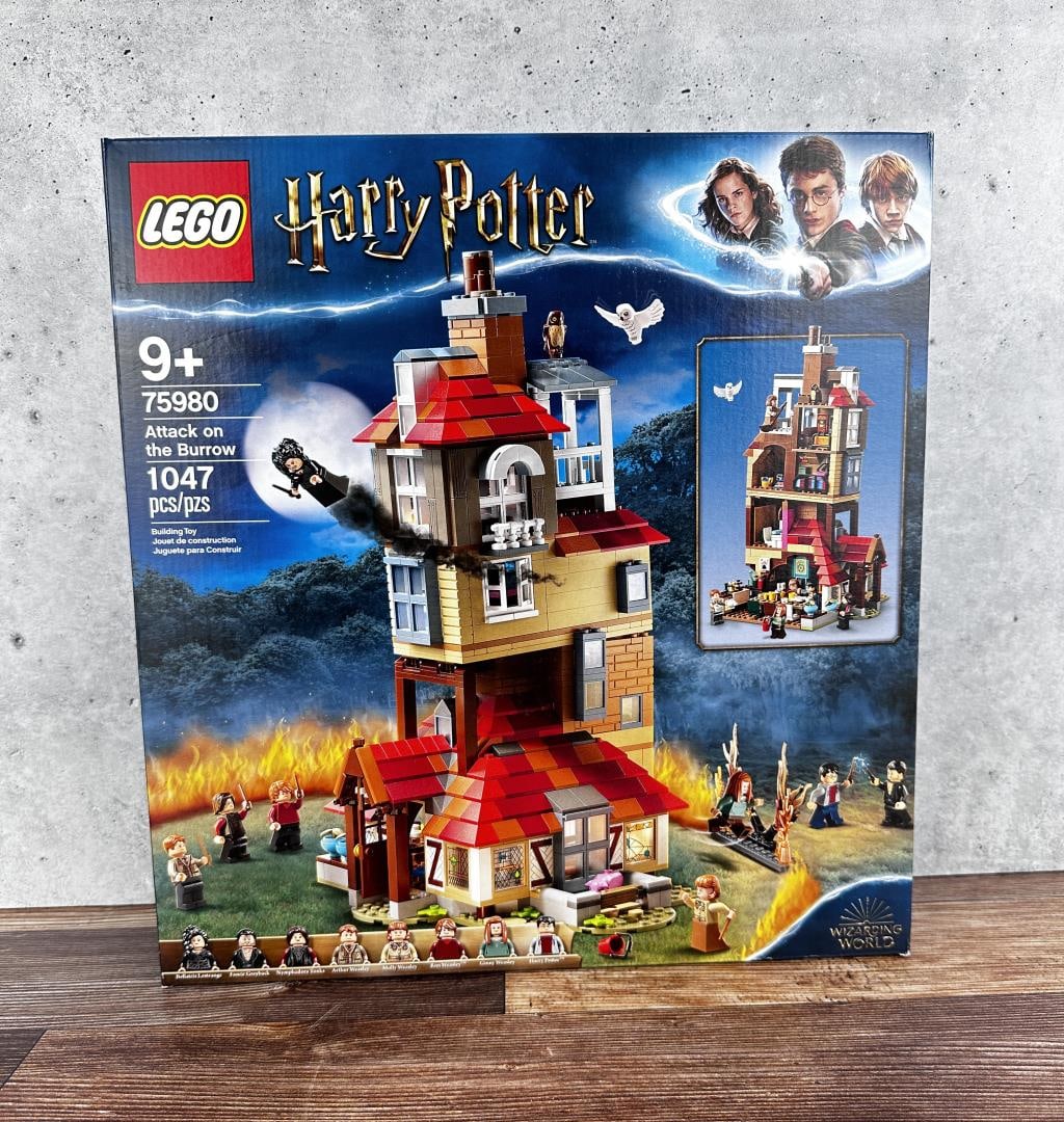 Lego Harry Potter 75980 Attack On The Burrow: New in sealed box.