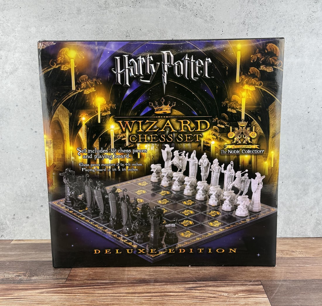 Harry Potter Wizard Chess Set (1 of 7)