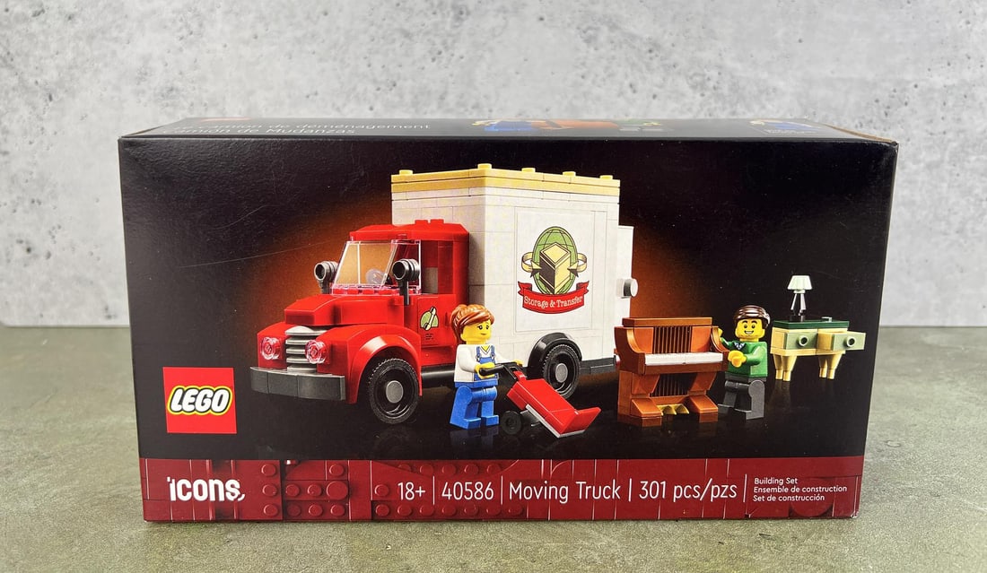 Lego Icons 40586 Moving Truck: New in sealed box.