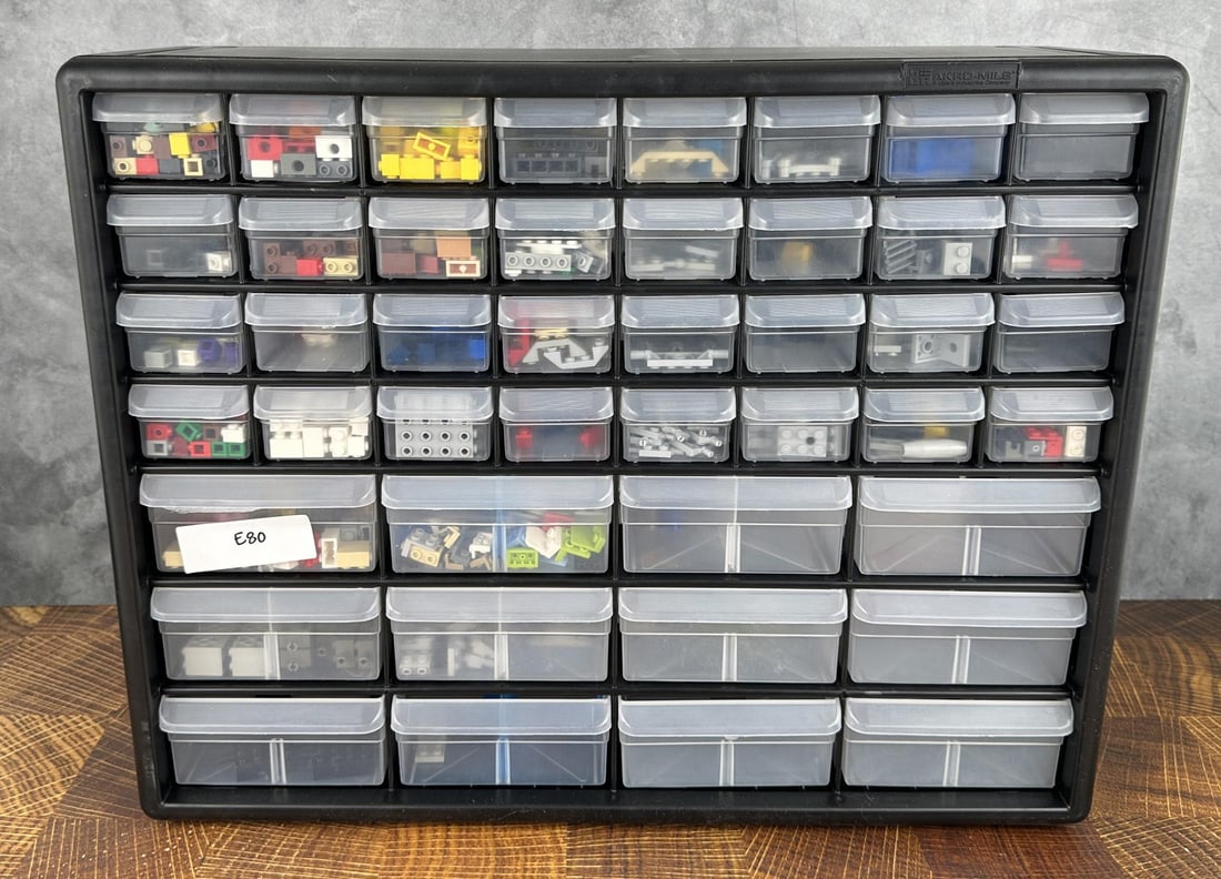 Large Grouping of Lego: Nice grouping in organizer.