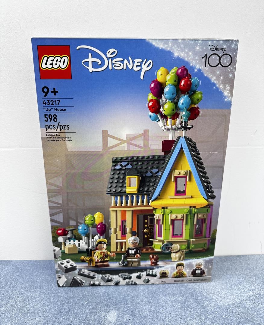 Lego Disney 43217 Up House (1 of 4)