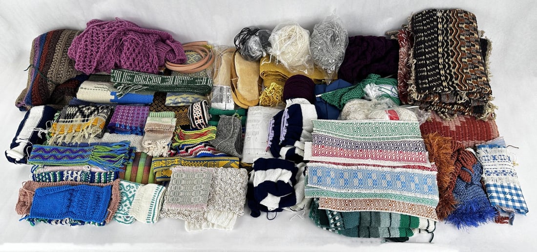 Collection of Unfinished Knit Crochet Projects (1 of 9)