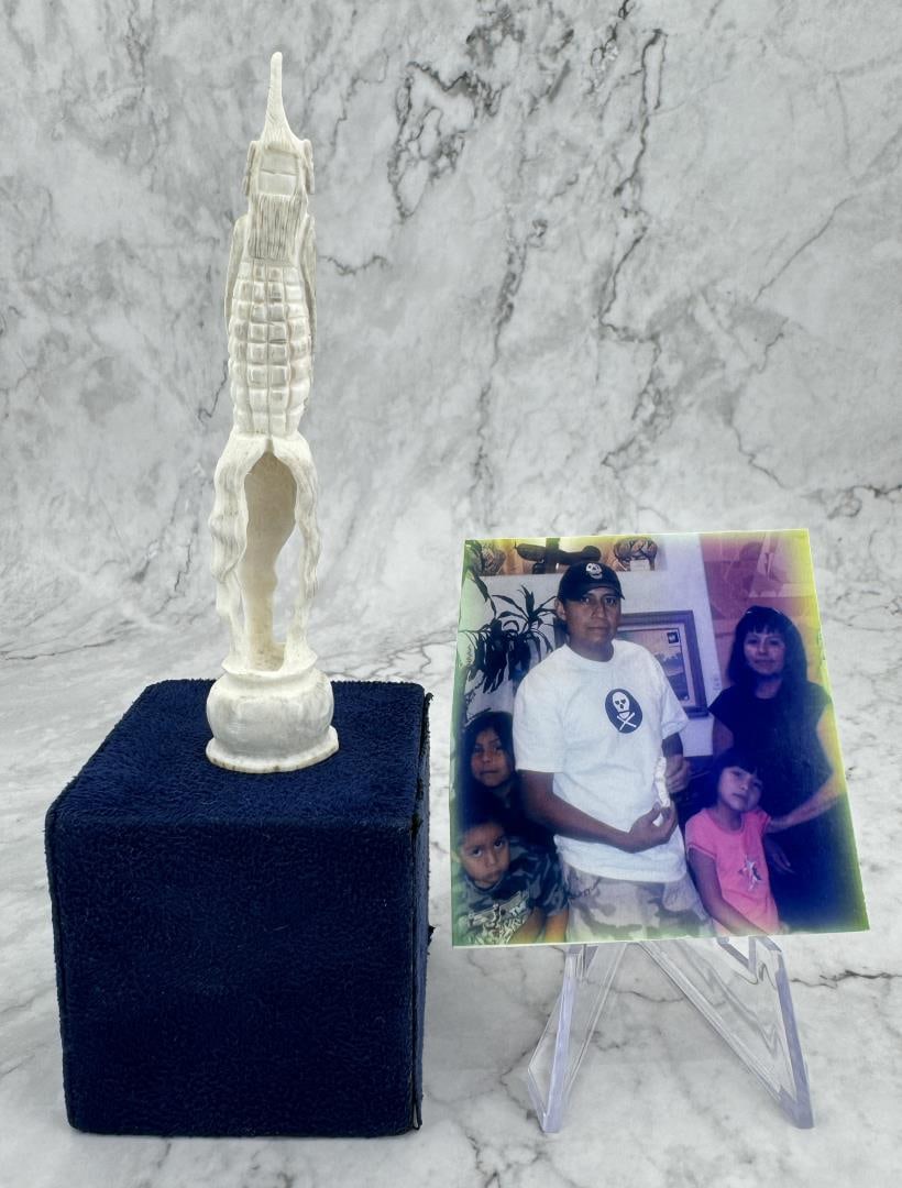 Esteban Najera Corn Maiden Zuni Antler Fetish (1 of 7)