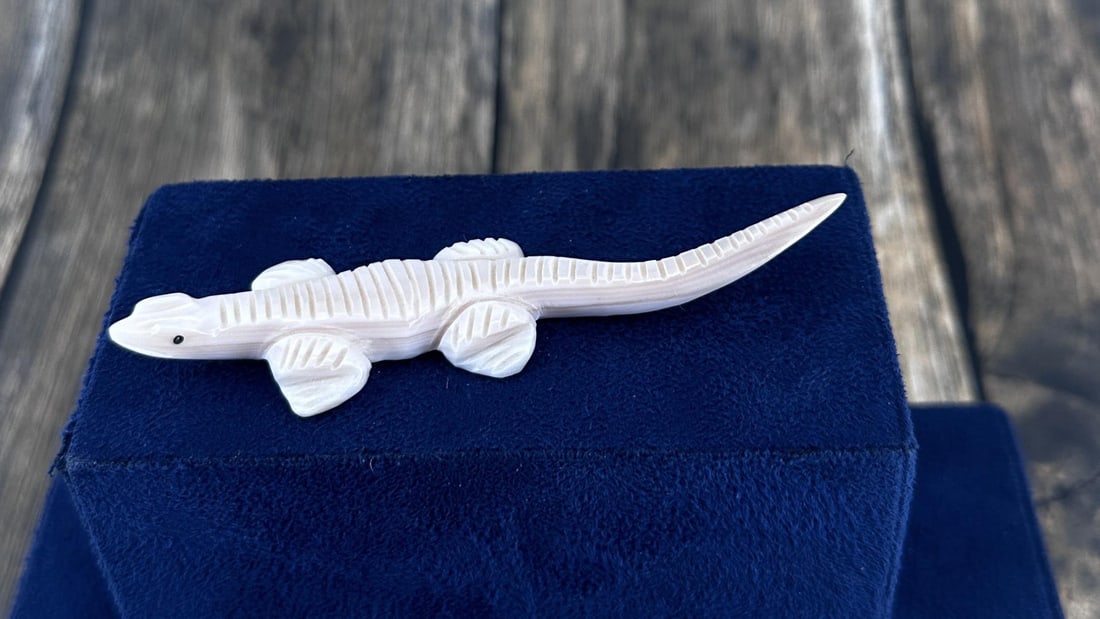 Albert Livingston Zuni Lizard Fetish (1 of 5)