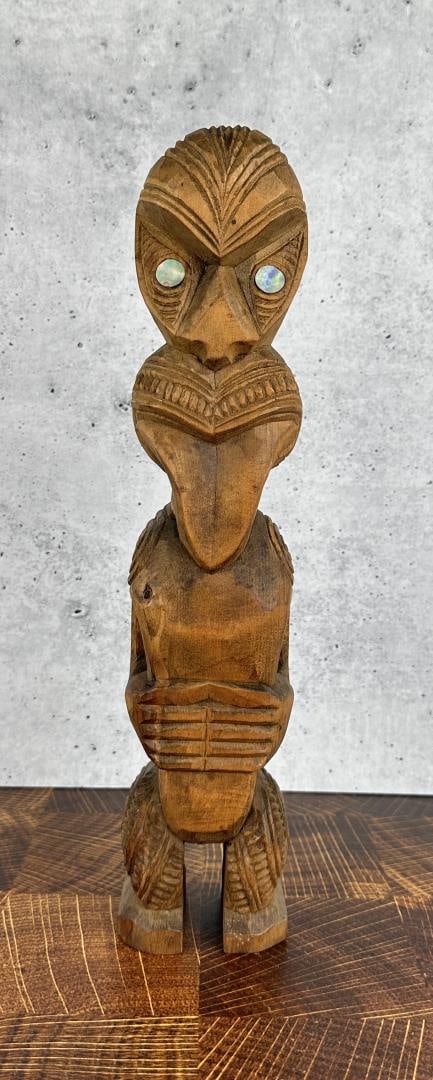 Maori New Zealand Tiki Carving: 14" tall.
