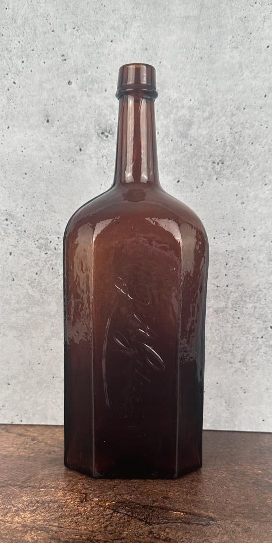 J.A. Gilka Berlin Bitters Bottle (1 of 10)