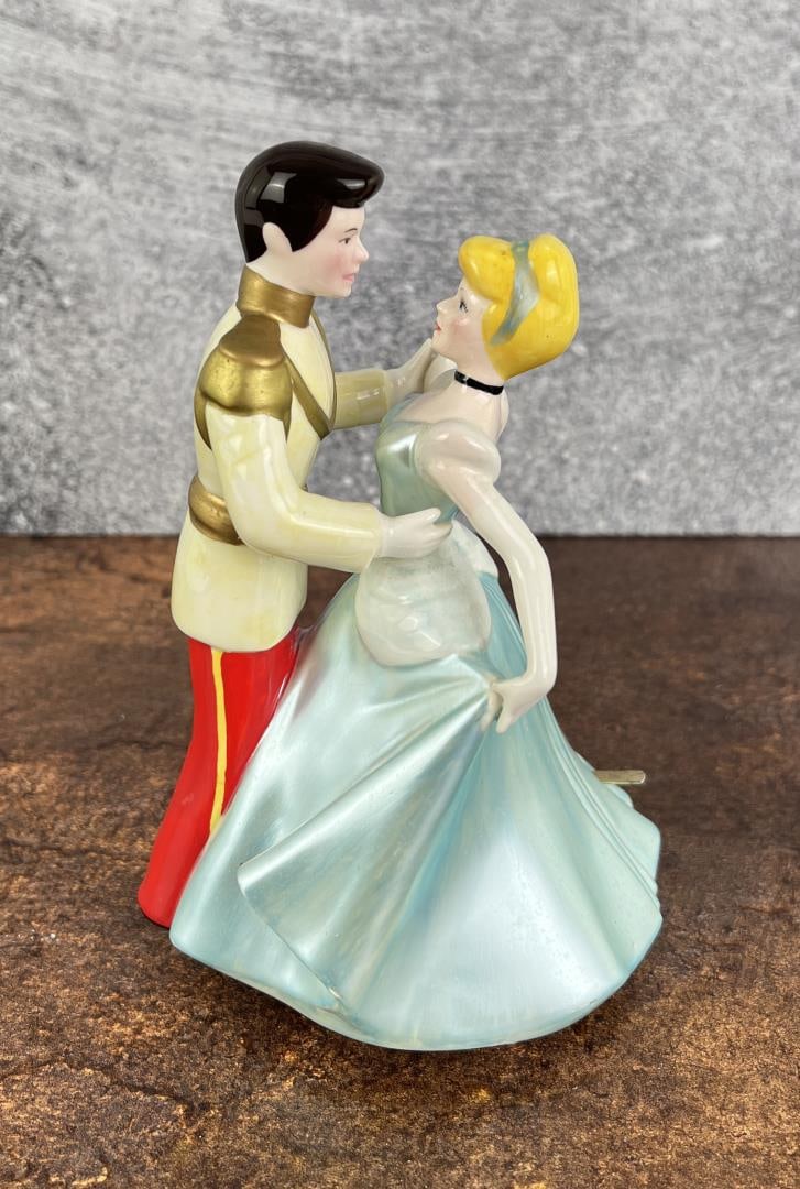 Schmid Cinderella Music Box: Working.