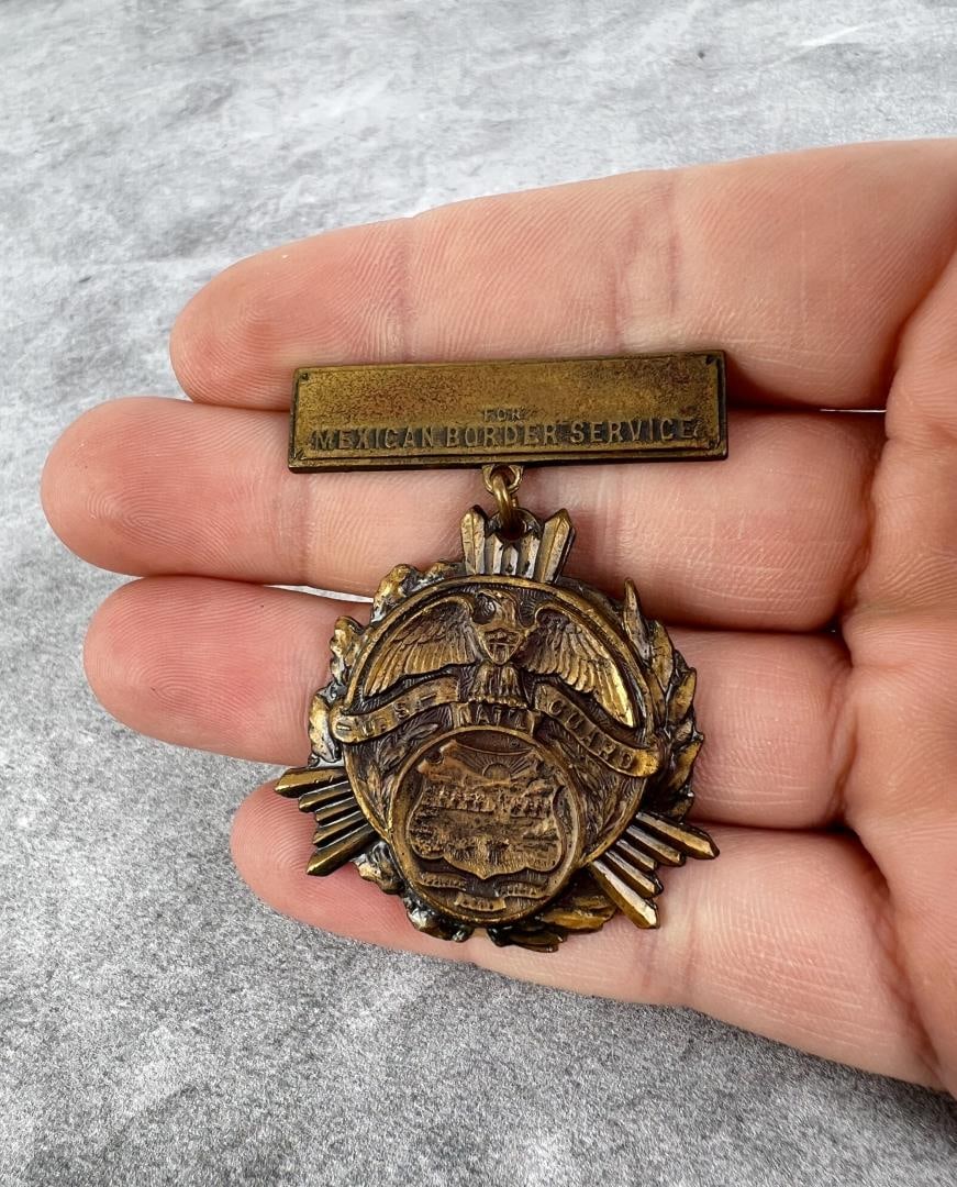 Akron Ohio Mexican Border Service Medal: Nice example. 8th Regiment Field Artillery.