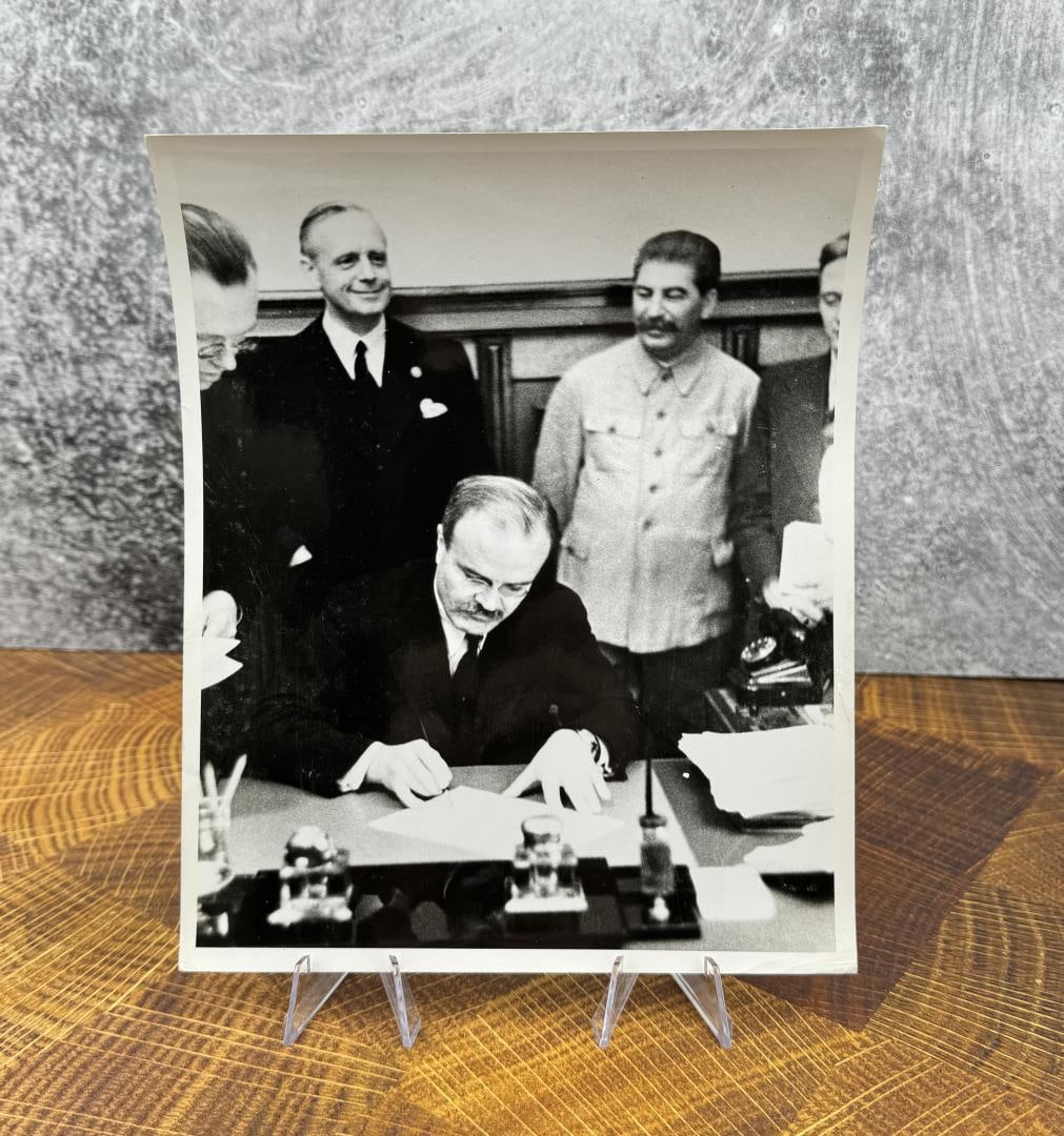 Signing German Soviet Non Aggression Pact Photo: 8" by 10".