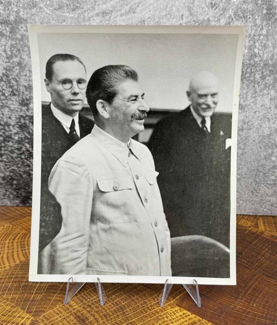Signing German Soviet Non Aggression Pact Photo: 8" by 10".