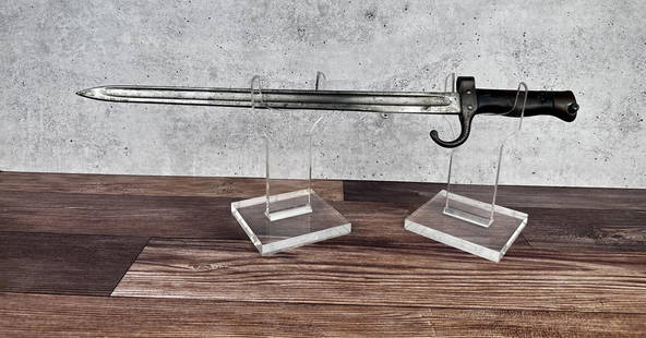 French Model 1892 Berthier Bayonet: No scabbard.