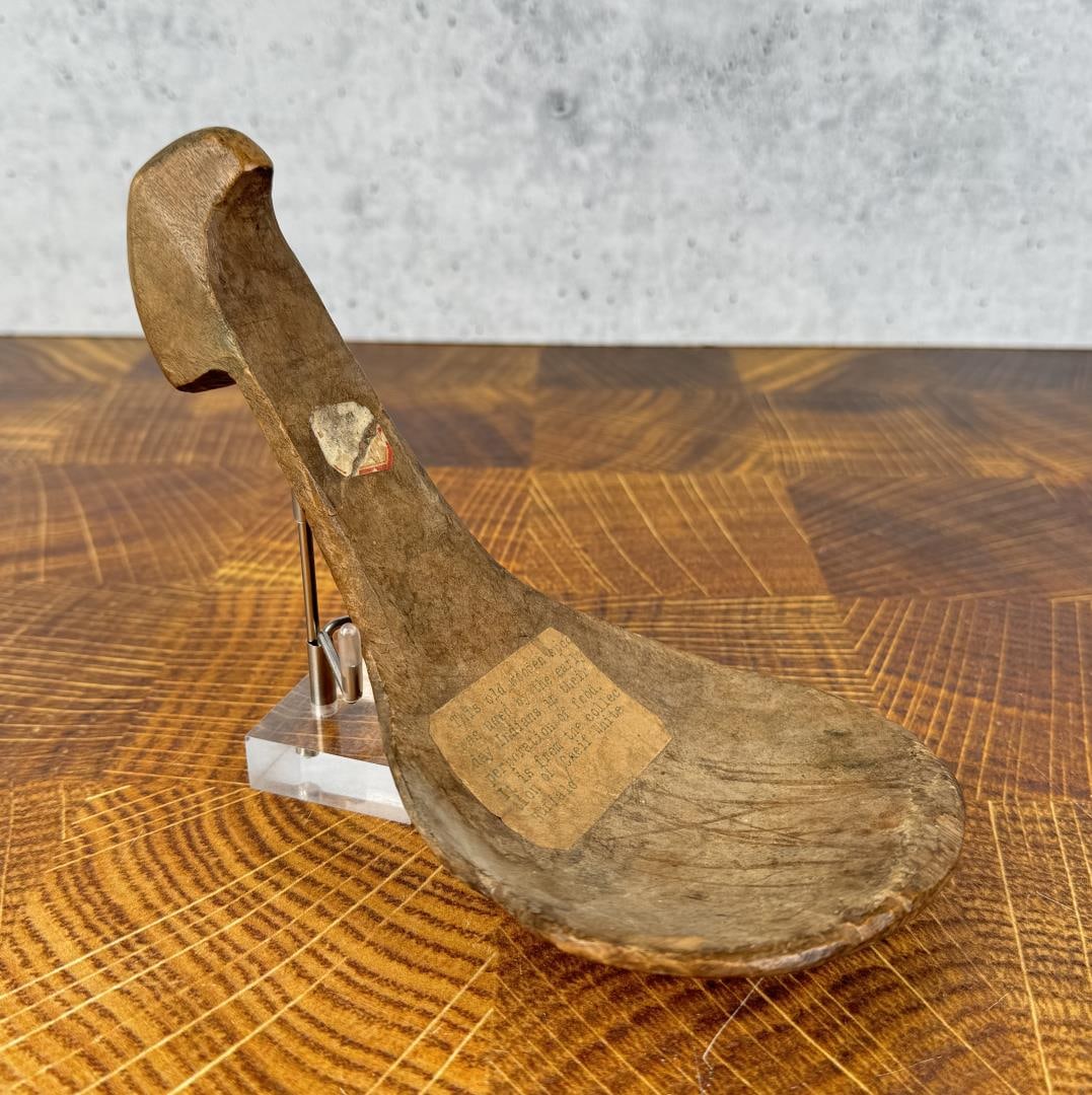 Woodlands Native American Indian Feast Ladle: 8 1/4" long by 4 1/4" wide. Old paper label attributes it to Chief White buffalo. Has been repaired.