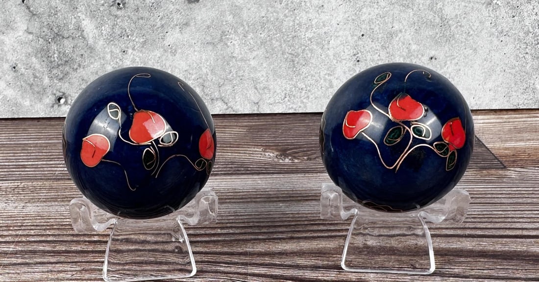 Chinese Baoding Exercise Balls Longevity: Set of 1 3/4" balls.