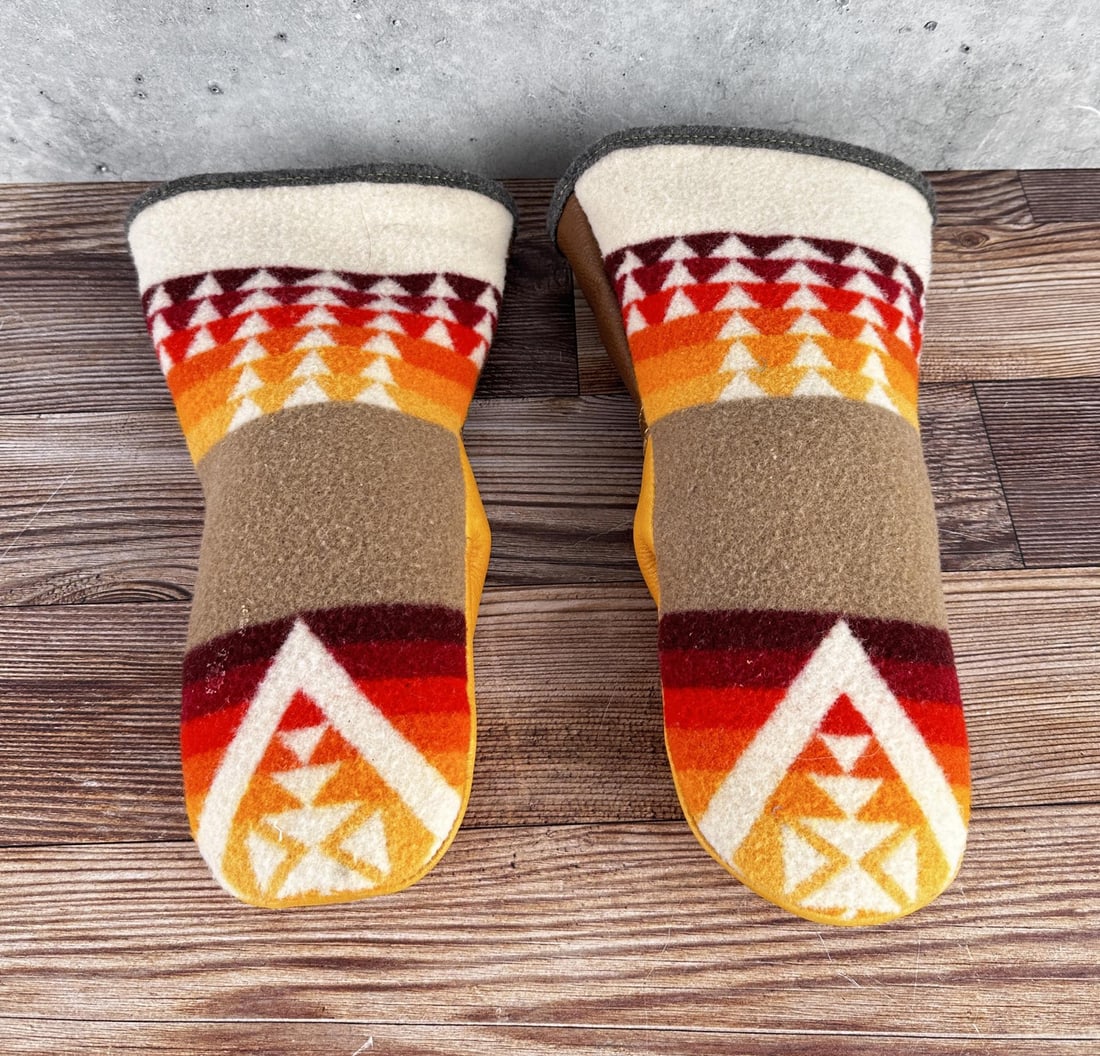 Custom Made Pendleton Blanket Shearling Mittens (1 of 4)