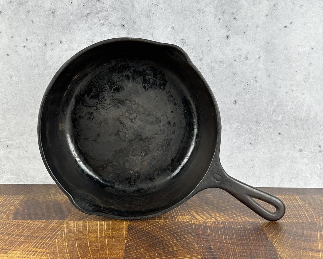 Martin Stove & Range Cast Iron Skillet Frying Pan: 8 size.
