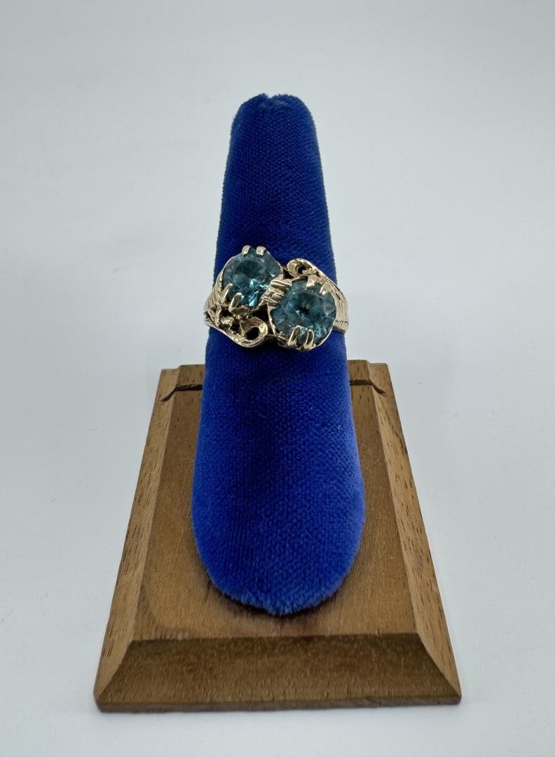 10K Gold Blue Spinel Ring (1 of 5)