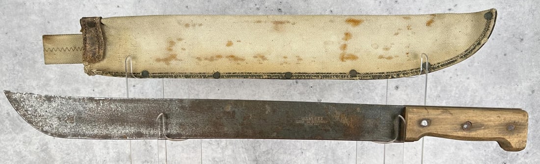 WW2 Private Purchase Wavlett Machete: 23" long.
