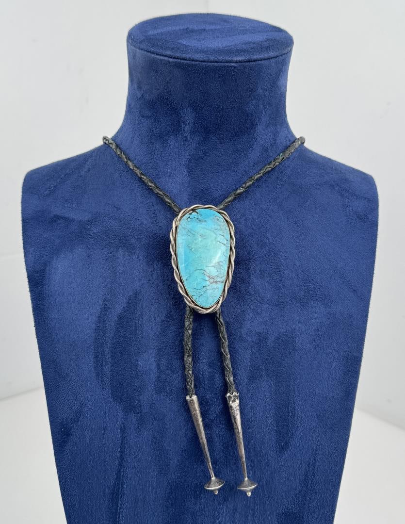 Navajo Sterling Silver Turquoise Bolo Tie: 18 1/2" long. Very nice bolo.