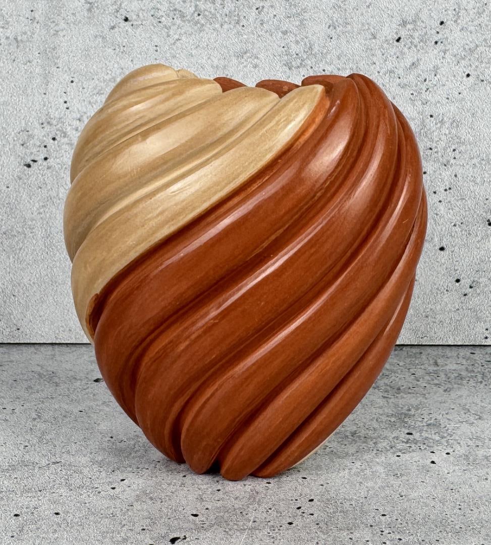 Emma Yepa Jemez Pueblo Swirl Pottery Vase Pot (1 of 4)