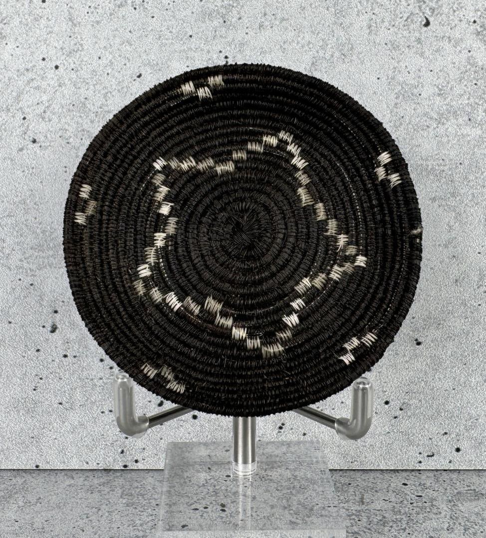 Miniature Horsehair Native American Indian Basket (1 of 4)