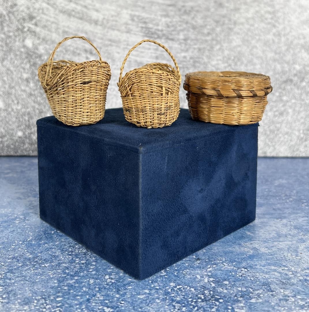 Northeastern Native American Sweetgrass Baskets (1 of 4)