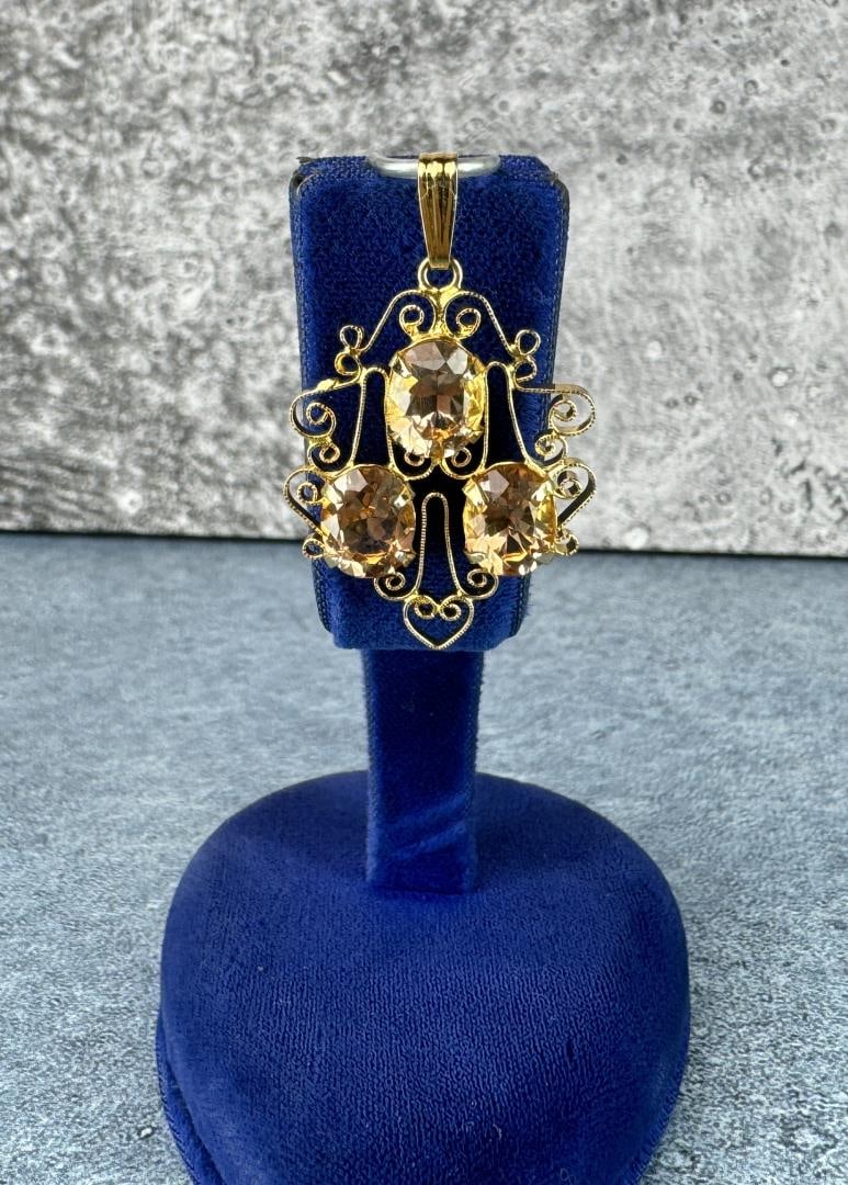 12k Gold Filled Rhinestone Pendant: 1 1/8" long.