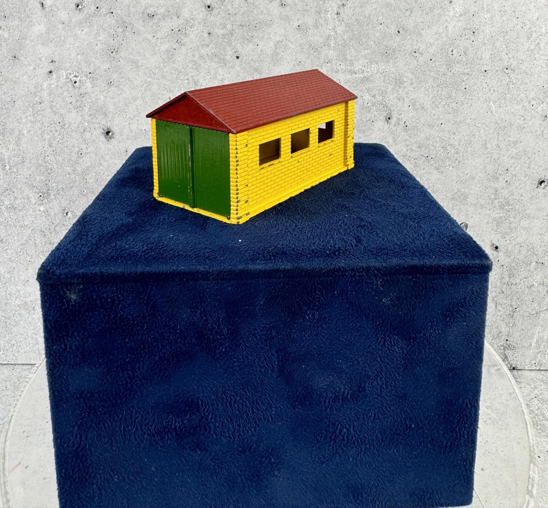 Matchbox Lesney Garage Accessory Pack No3 (1 of 6)