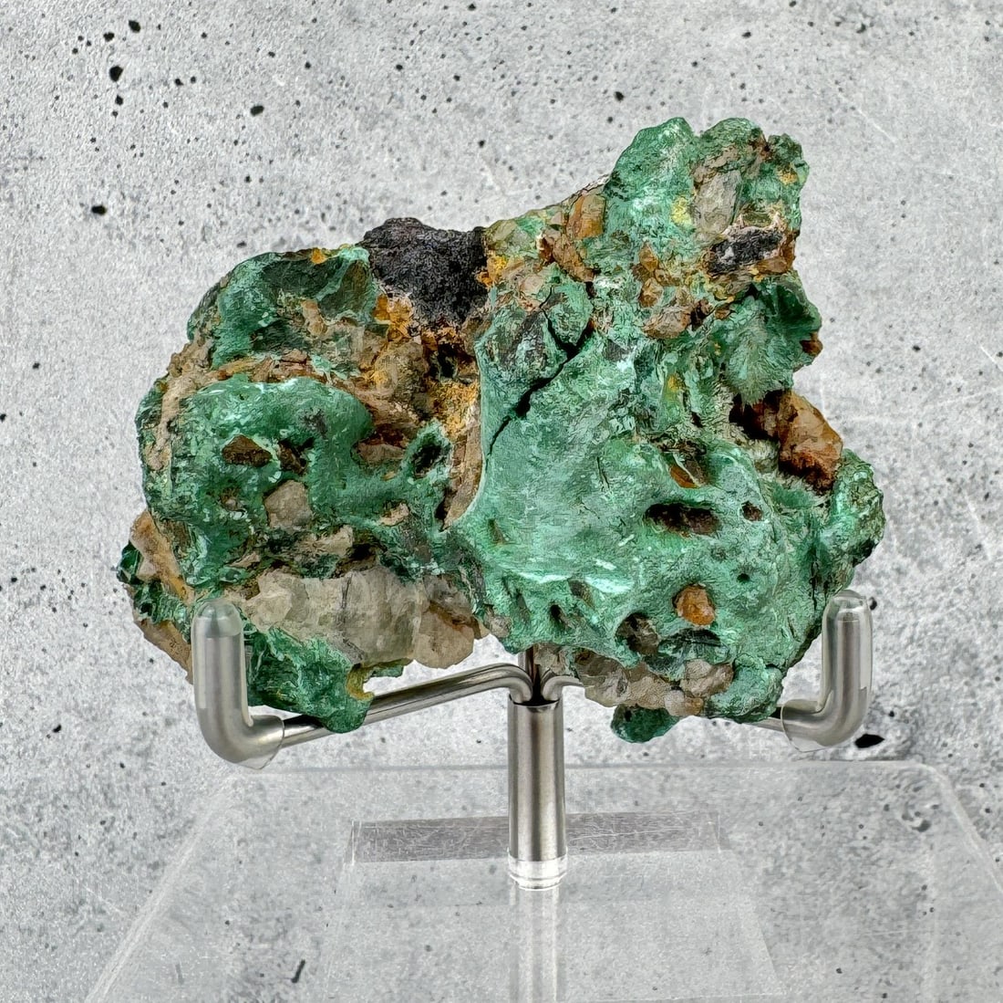 Copper and Malachite Butte Montana Specimen: 2 7/8" by 2 1/8" by 1 1/4". 122.4 grams. Provenance: From the Estate of Kitty's Copper Shop Butte Montana.