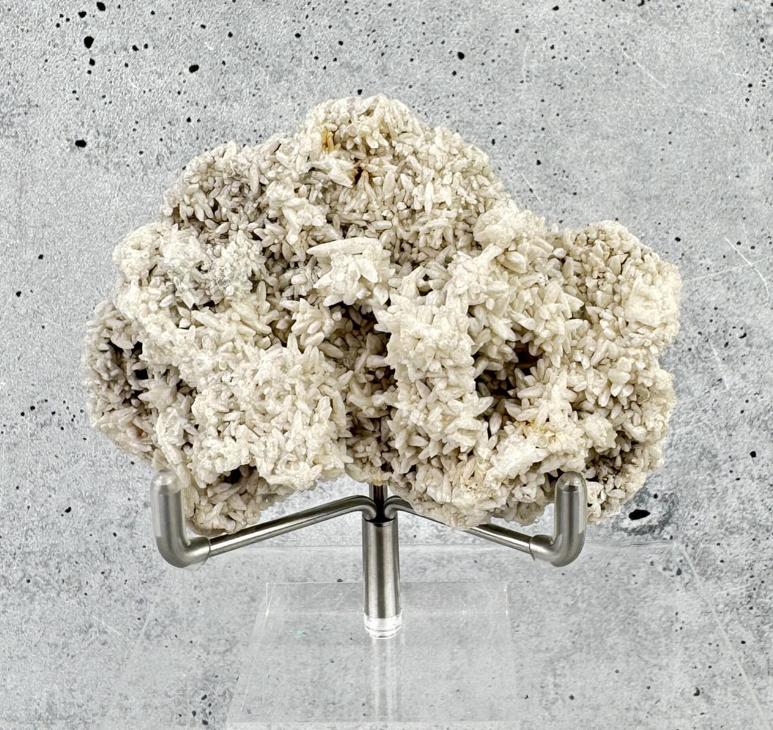 Unknown Crystal Mineral Specimen: Very unusual. 3 1/2" by 2 1/2" by 1 1/4". 113.25 grams. Provenance: From the Estate of Kitty's Copper Shop Butte Montana.